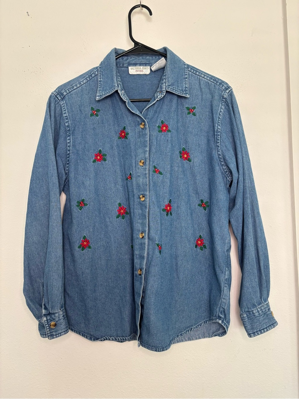 VICTORIA JONES PETITES VINTAGE EMBROIDERED DENIM BUTTON DOWN BLOUSE SZ PM